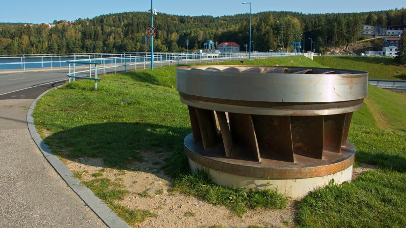 Runner of an older Francis turbine in the Czech Republic. (Source: © kstipek / stock.adobe.com)