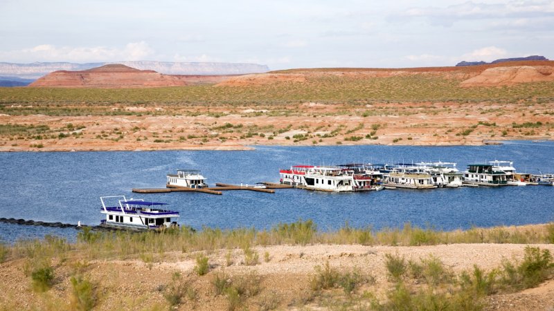 Lake Powell on the Colorado River, near the town of Page, is used for a wide range of recreational activities. (Source: © maranso / stock.adobe.com)