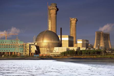 Sellafield is one of the largest nuclear sites in Great Britain. Once a major centre for spent fuel reprocessing, it is now focused primarily on nuclear waste management, spent fuel storage and decommissioning. (Source: © mrallen / stock.adobe.com)