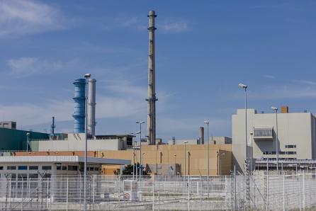 The spent fuel reprocessing facility at La Hague is subject to stringent nuclear safety and security requirements. (Source: © amelie / stock.adobe.com)