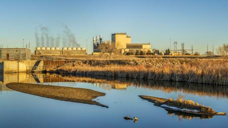 The Fort St. Vrain Generating Station in Colorado, USA, operated a 330 MWe High-temperature Gas-cooled Reactor (HTGR) from 1979 to 1989. (Source: © MarekPhotoDesign.com / stock.adobe.com)