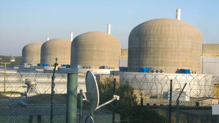 The containment forms the final physical barrier against the release of radioactive substances into the environment during an accident. It is a robust, highly leak-tight structure surrounding the reactor and other major components of the reactor coolant system. (Source: ©ChristopheB / stock.adobe.com)