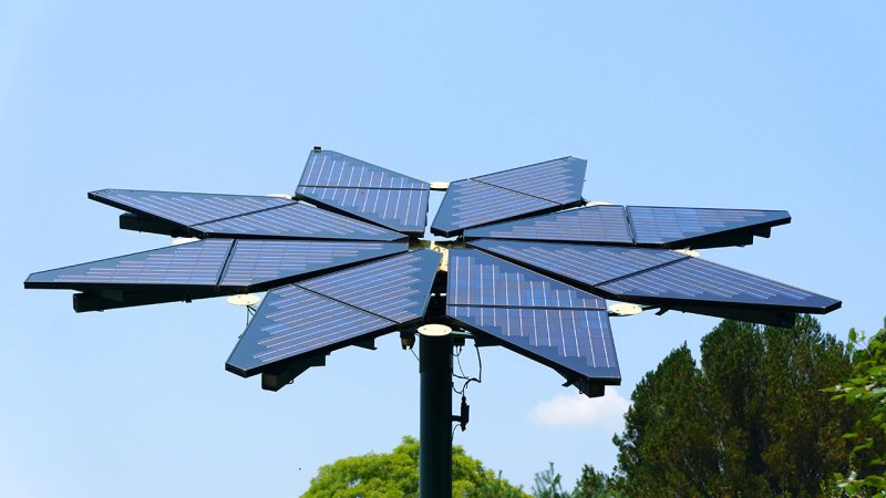 Solar technologies can also be incorporated into architectural and decorative designs. (Source: © K.A / stock.adobe.com)