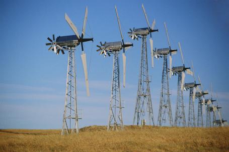 Wind turbines at a wind farm near San Francisco, USA.