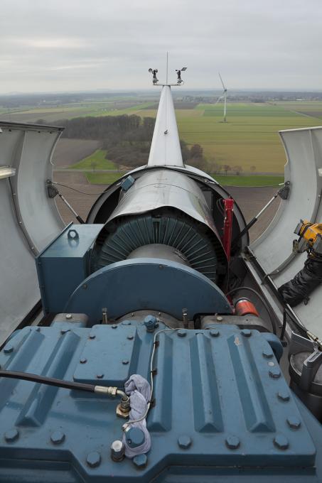 The gearbox of a wind turbine, with the electric generator located behind it in the nacelle.